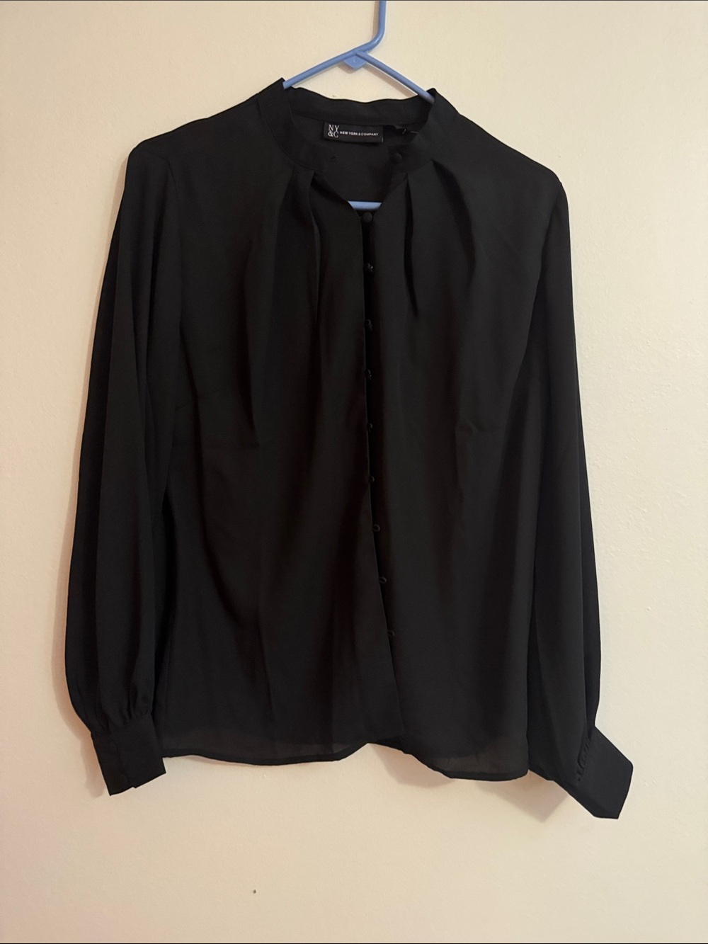 NY Collection Black Pleated Collar Button-Up Blouse